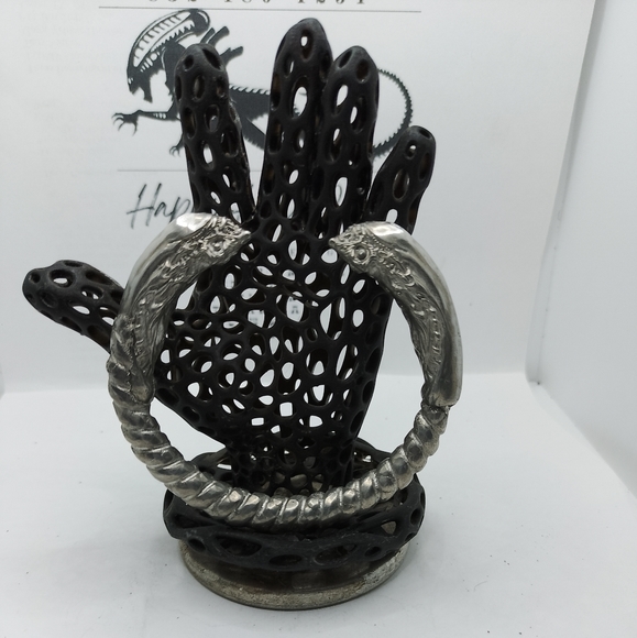 Custom Handmade Alien Bracelet - Picture 3 of 8